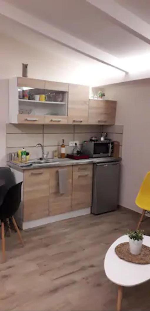 Domenica Apts I لاغاناس الغرفة الصورة