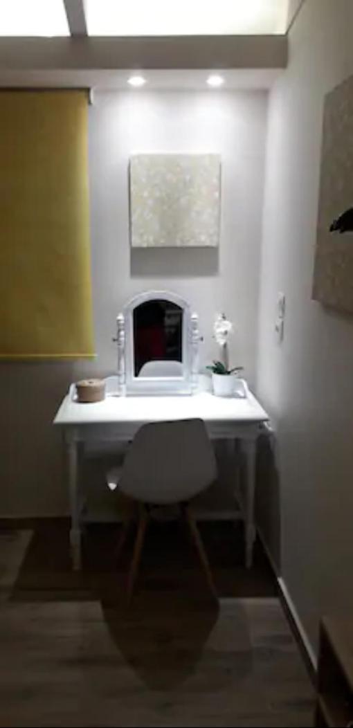 Domenica Apts I لاغاناس الغرفة الصورة